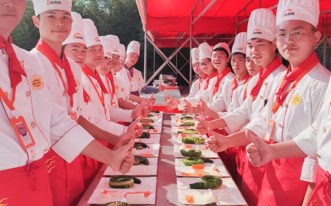 为什么一提起在山东学厨师,首先想到的是我们?