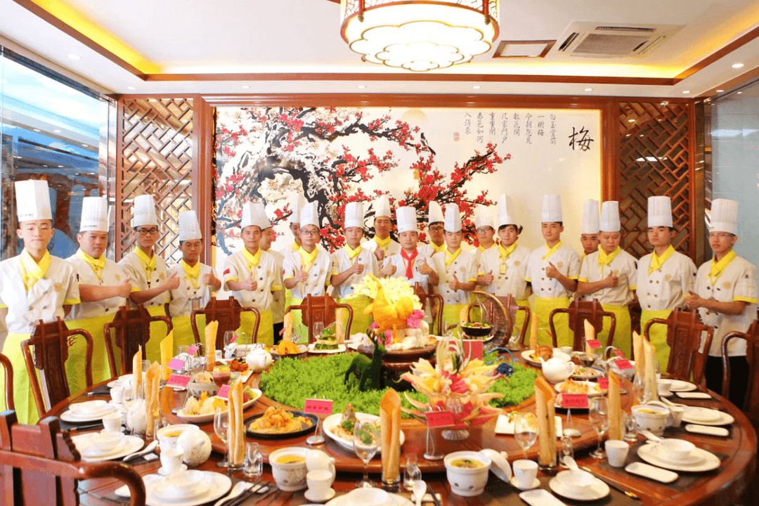 央视节目组入驻新东方,《厨王争霸》拍摄场地大揭秘!