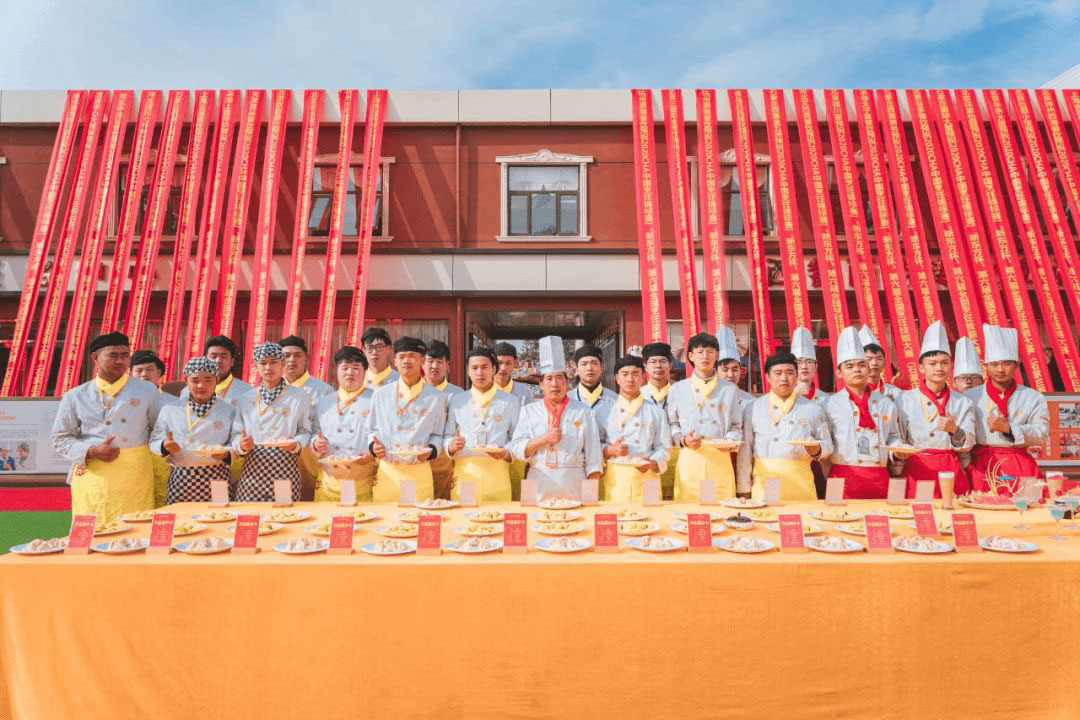 央视节目组入驻新东方,《厨王争霸》拍摄场地大揭秘!