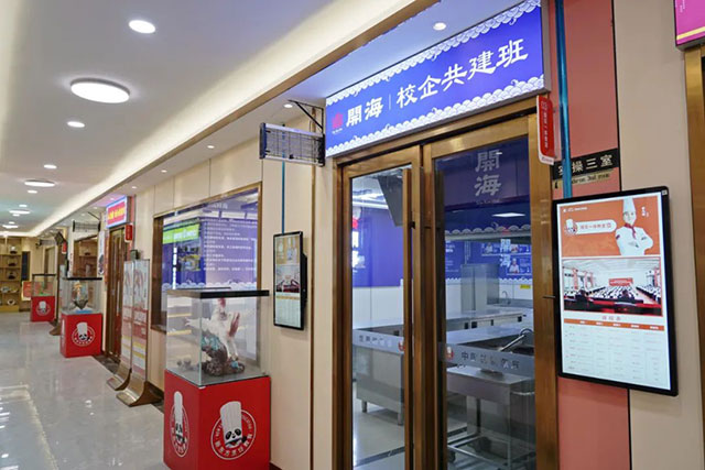 1755074713118433.jpg 2.jpg